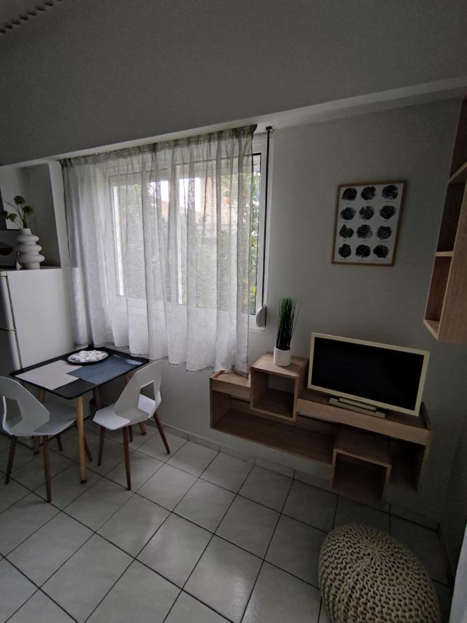 D&D Studio Apartment Pyrgos  Luaran gambar